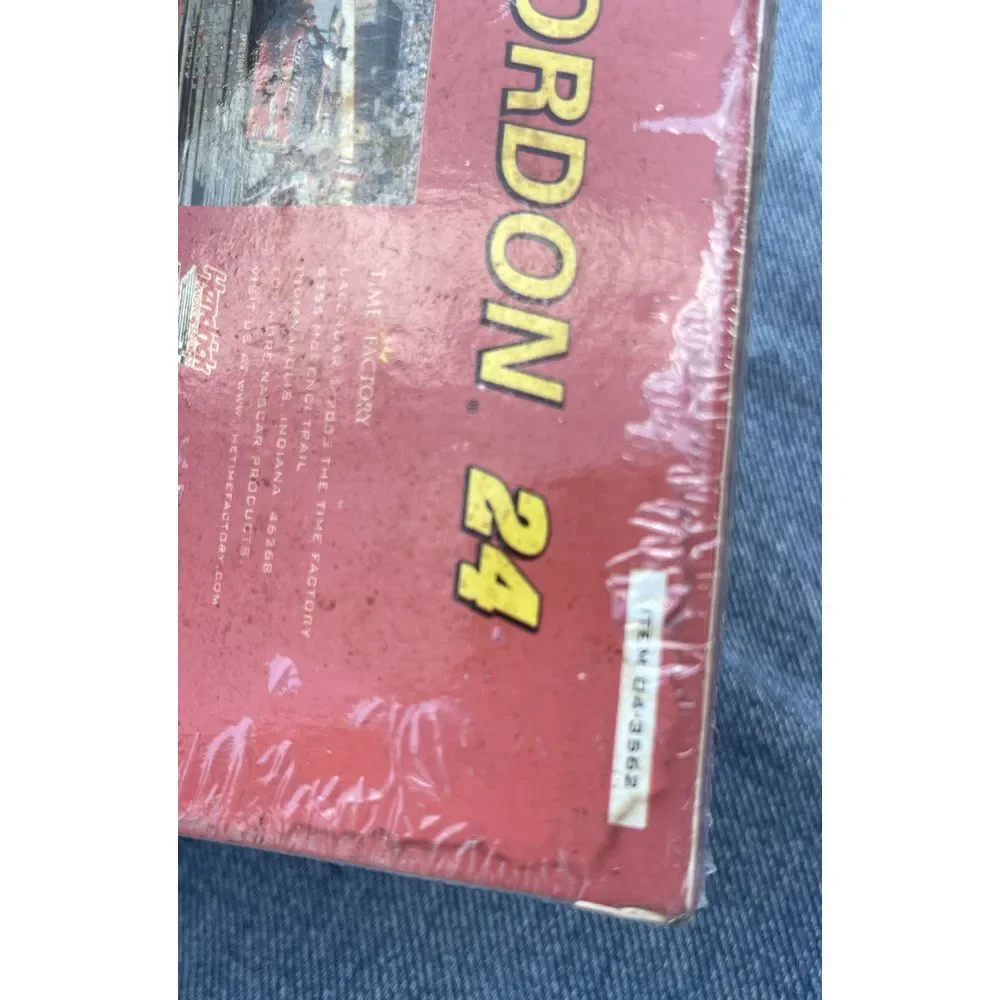 Vintage‎ JEFF GORDON 16 MONTH WOODEN DESK FRAME CALENDAR SEPT. 2003 - DEC. 2004